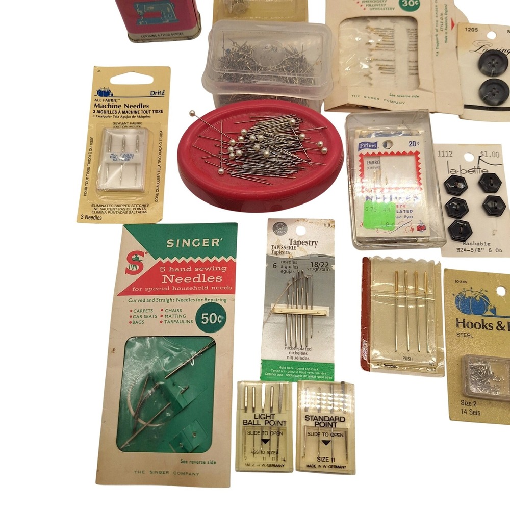 Vintage Sewing Notions Lot‎ Singer Needles Dritz Hooks Buttons Pattern Ruler Oil